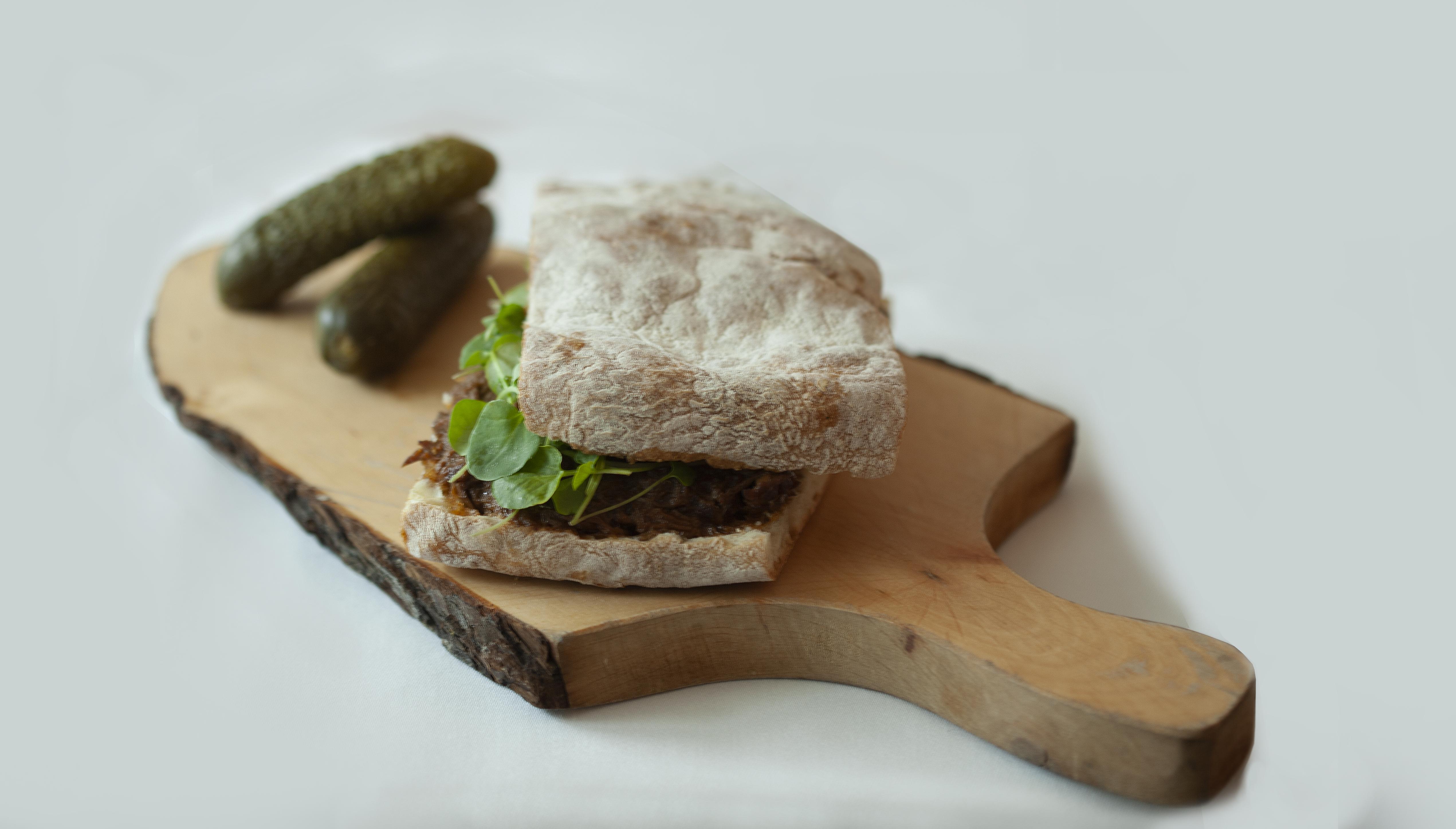 Corpo Santo Lisbon Historical Hotel Екстериор снимка A potato bun with a filling of falafel and mint